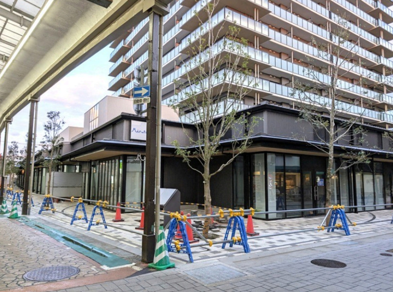 プラウドタワー神戸垂水 店舗部分